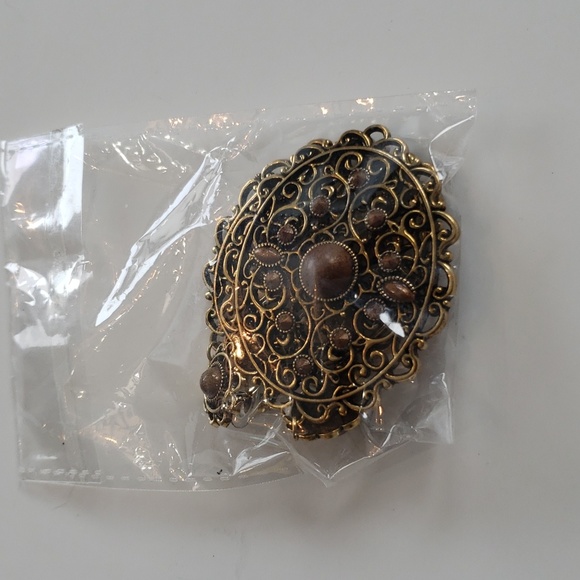 Large Filigree Brass Dangle Earrings NWOT - Picture 3 of 8